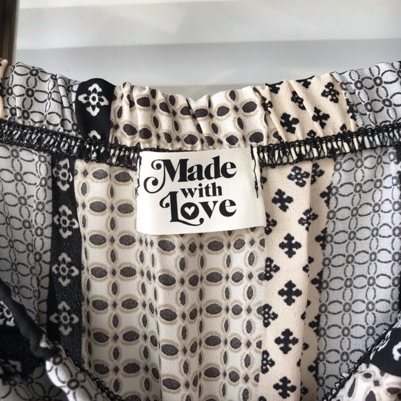 Magnolia Boutique Jumper Blue/Tan/Black Striped Size Small NWOT - Picture 4 of 4